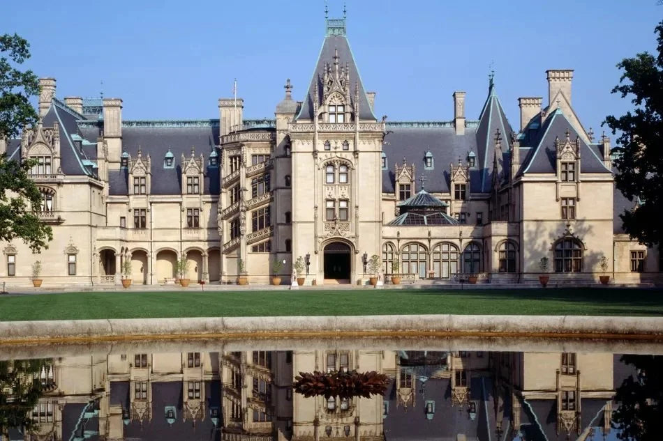 Heading to the Biltmore House