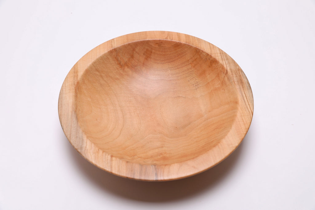 Sugar maple chopping bowl, top view at 90°, highlighting spalting on rim and dense maple grain
