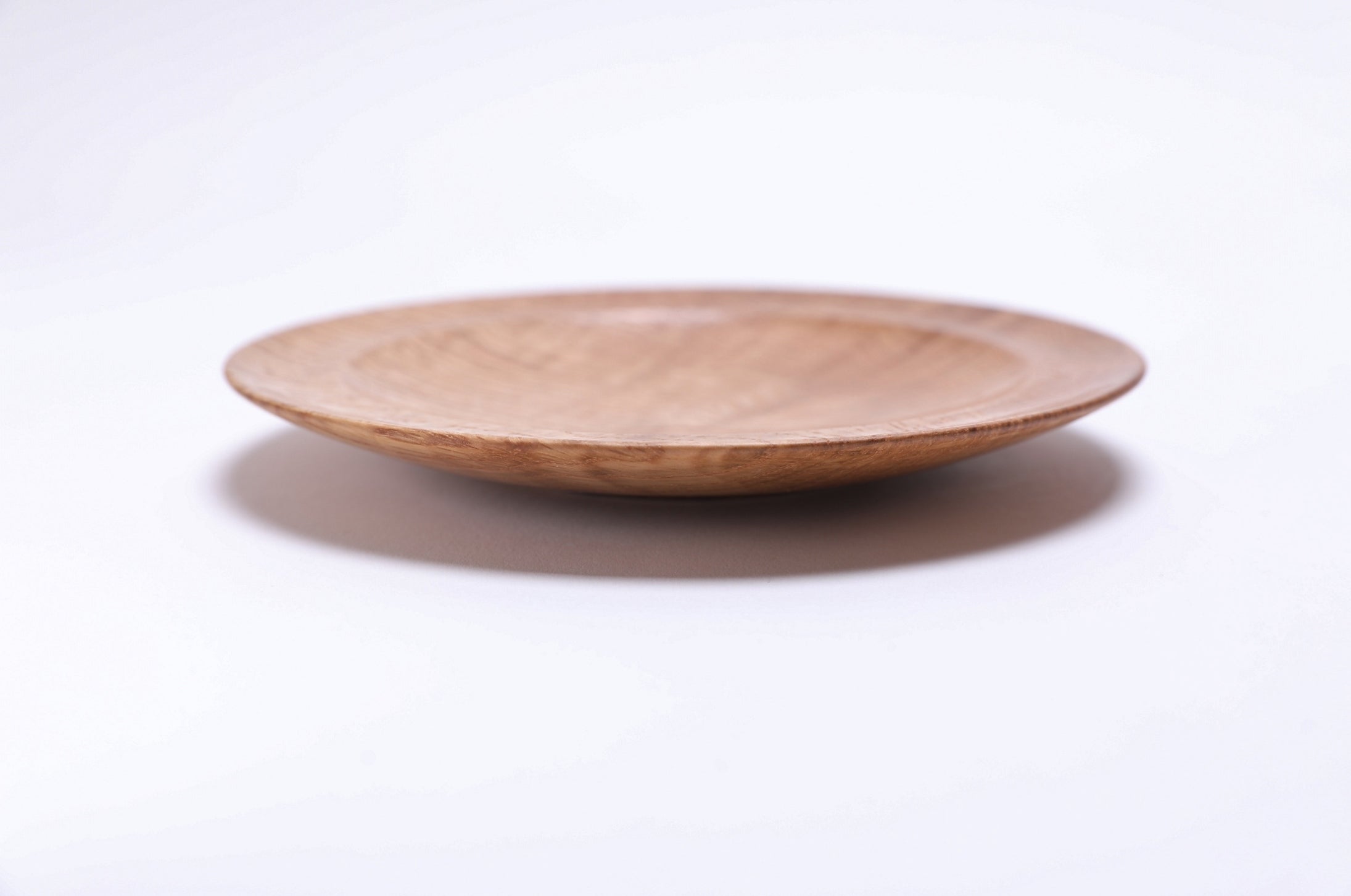 White oak crotch burl ring dish – side view, 0° – oil finish, raised foot – Sanders Woodworking