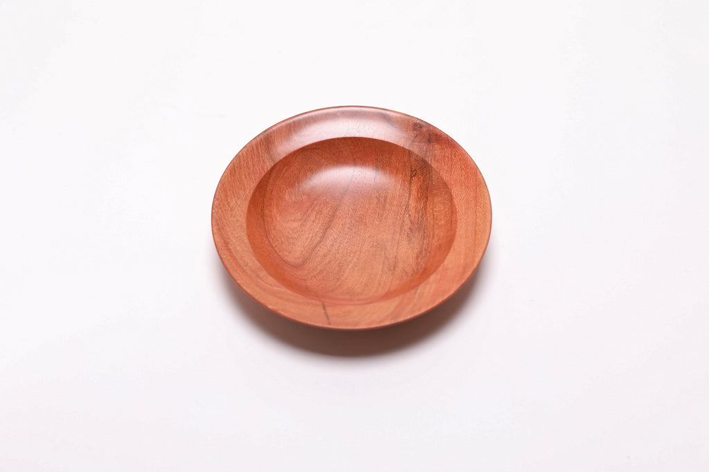 Wild black cherry wooden ring dish, top view, 90°, curved rim and natural wood grain detail