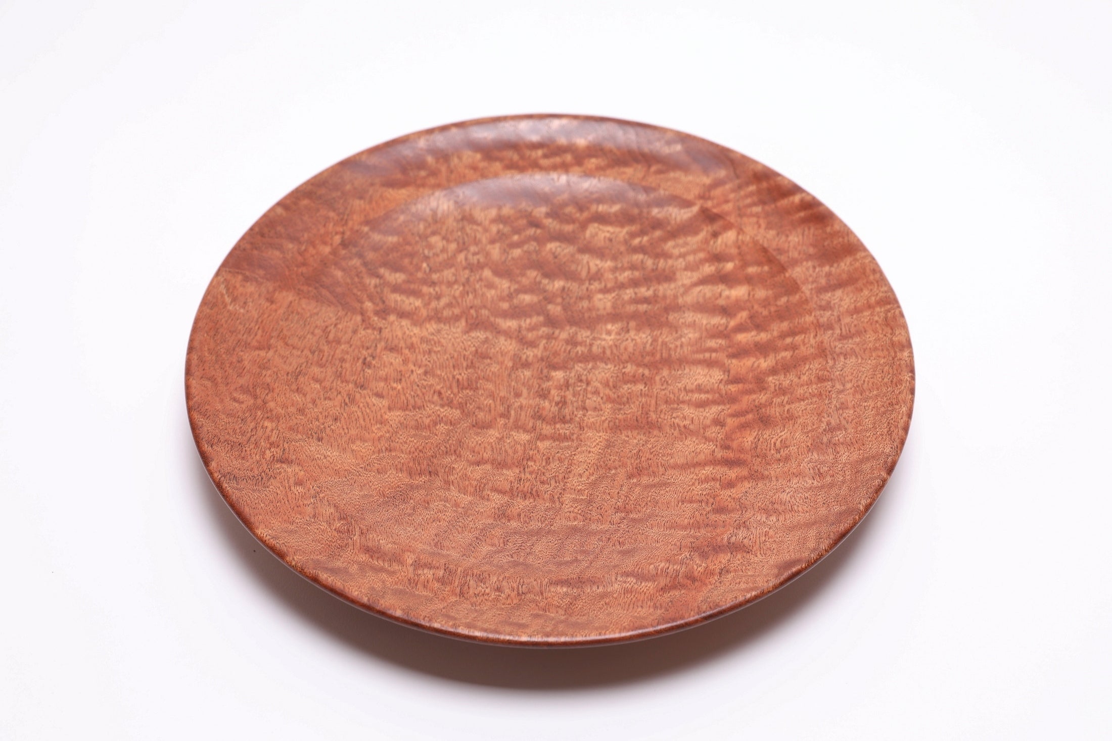 Pommele sapele shallow bowl top view 5, natural oil finish close-up