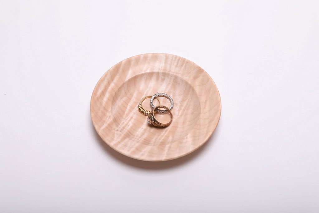 #2851 Tiger Maple Wooden Ring Dish  (4 3/4" x 7/8")