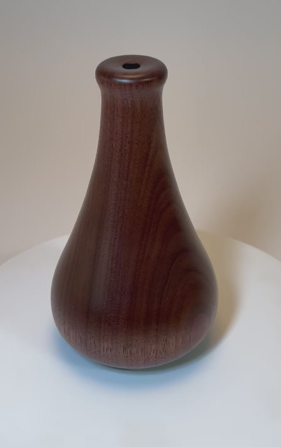 Video of handmade wild black walnut weed pot rotating to show grain and finish — Sanders Woodworking
