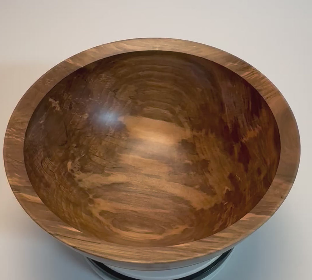 Video of spalted sugar maple fruit and salad bowl rotating to show cream, amber, and ink-black spalting — Sanders Woodworking